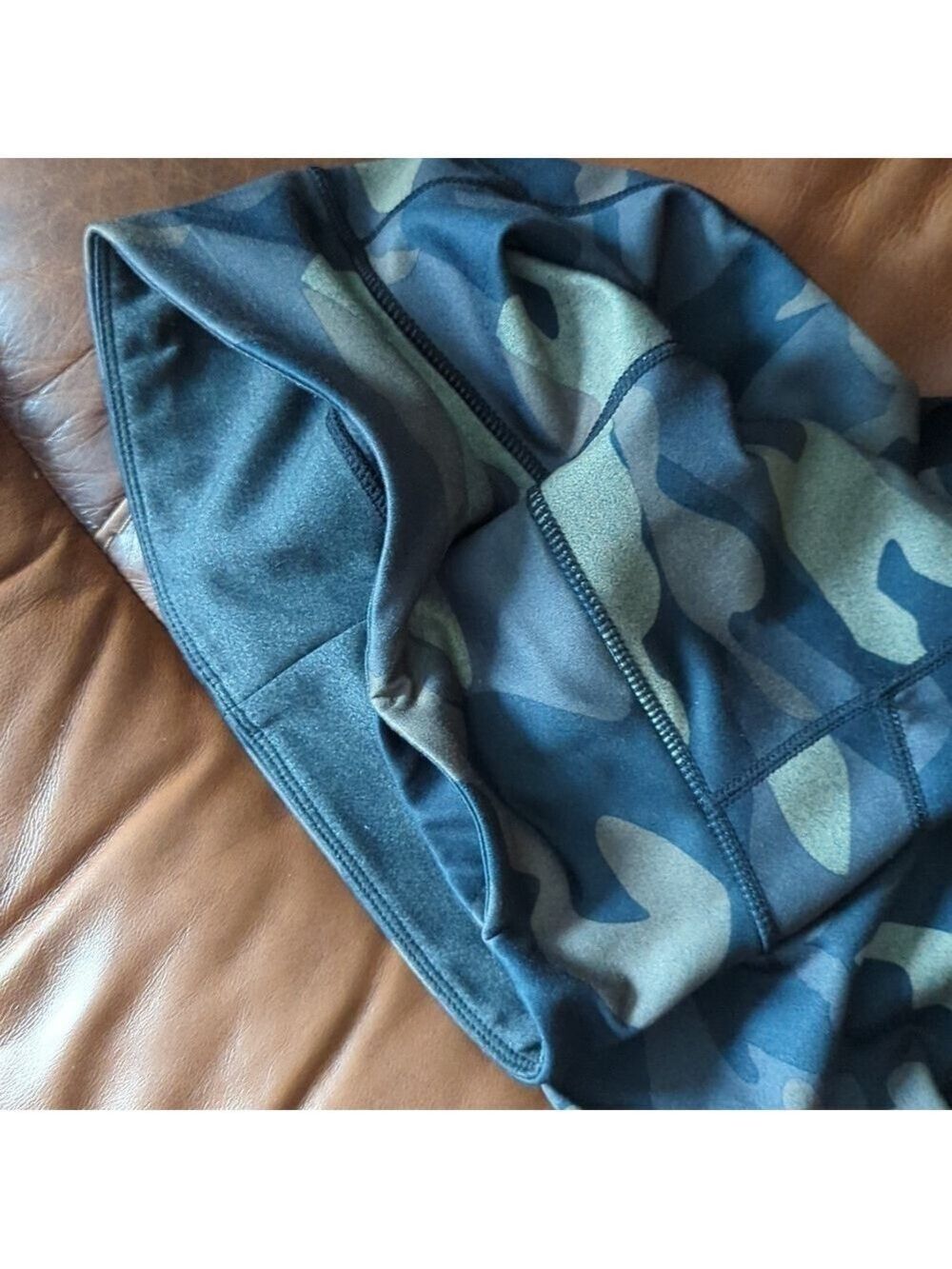 C’EST MOI 2 IN 1 LEGGINGS CAMO CONVERTS TO HEATHER BLACK - Picture 7 of 11